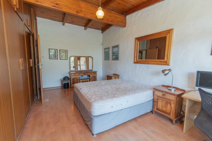 8 Bedroom Property for Sale in Summerstrand Eastern Cape